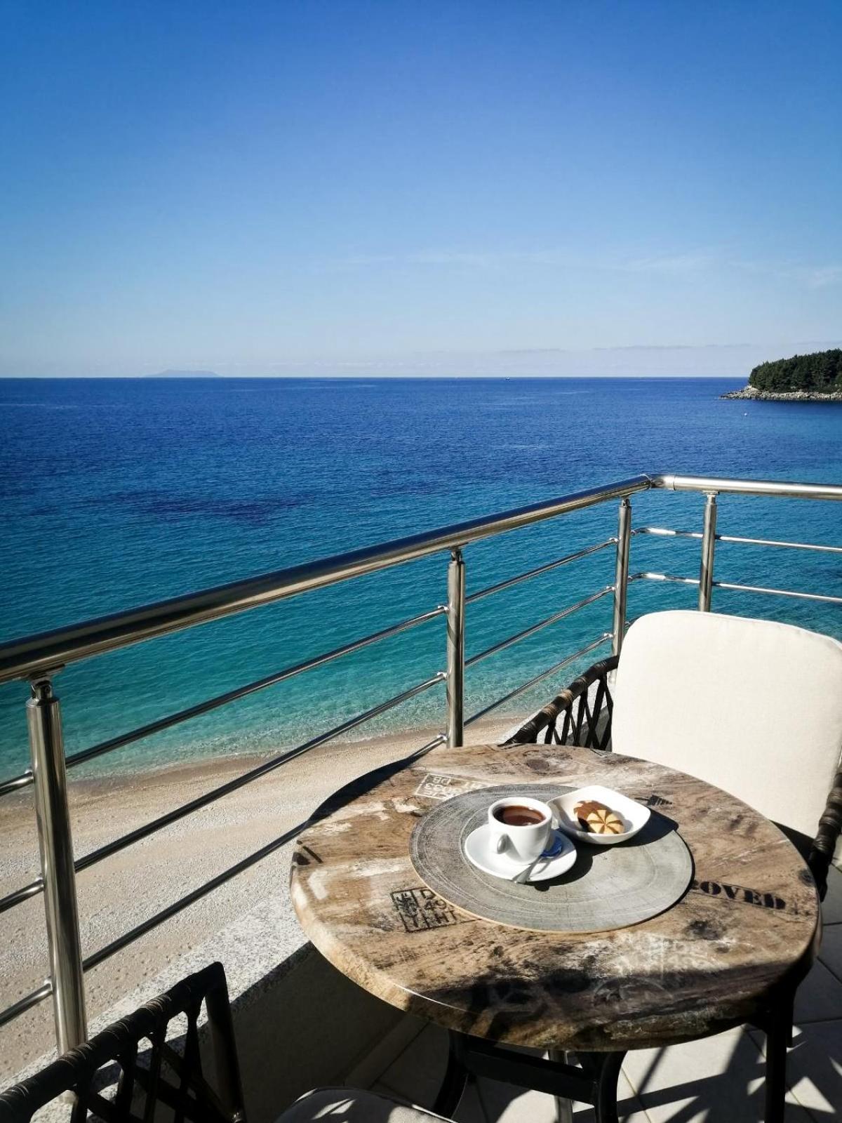 Anel Rooms Himare Exterior foto